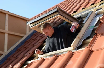 Pose de fenêtres de toit Velux à Marquein